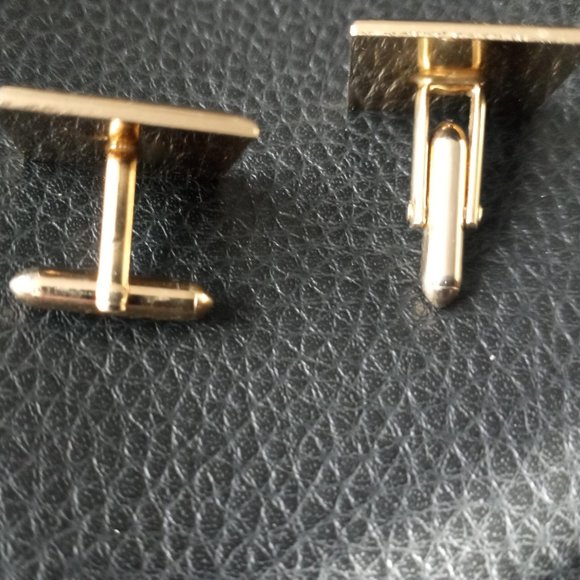 SOLD! - Picture 4 of 4